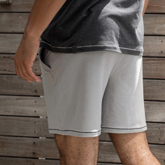 NEW - Lunya Lahgo Restore Shorts - Picture 3 of 4